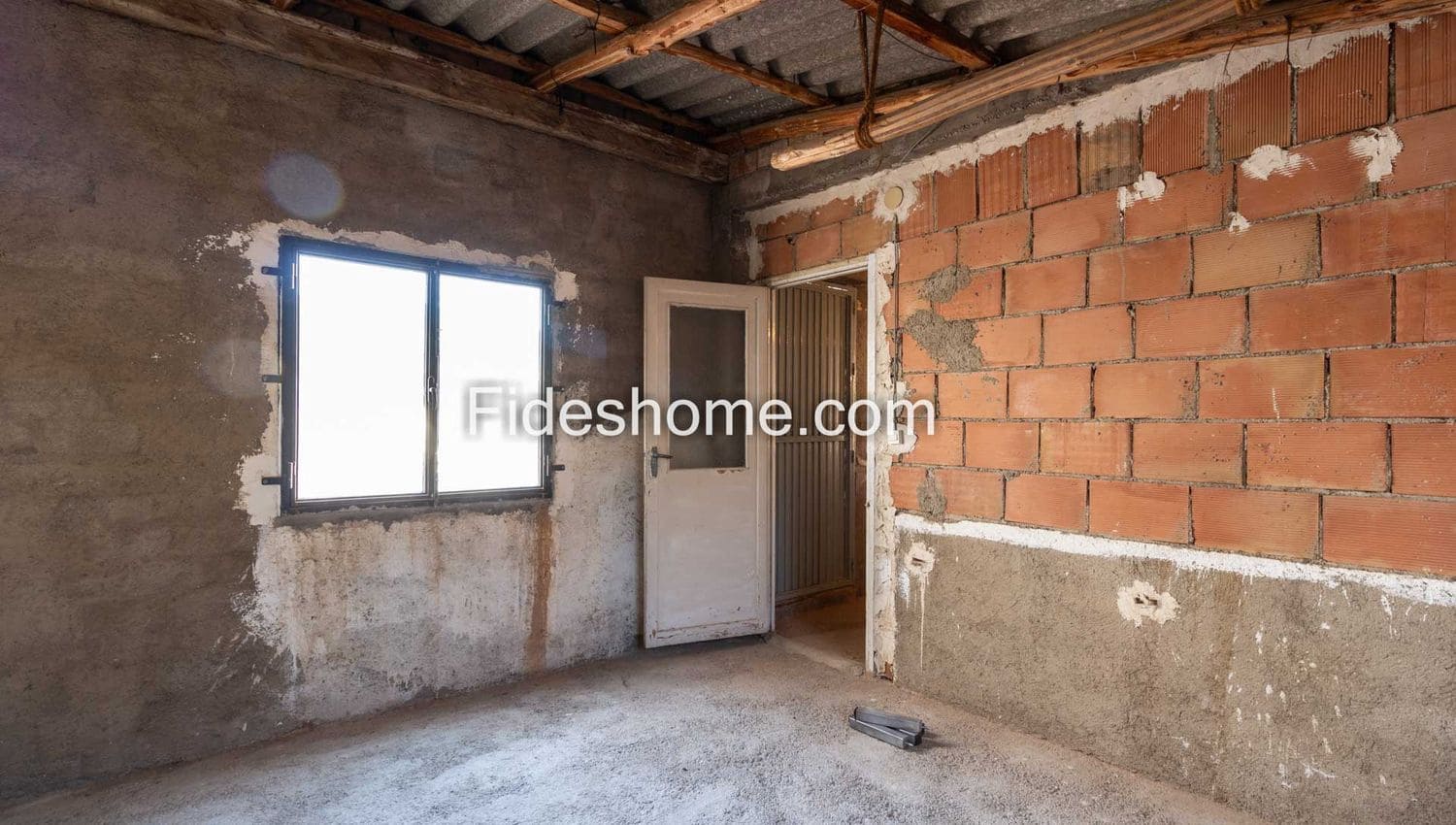 3 soveværelse Finca/Landehus til salg i Albunuelas med garage - € 120.000 (Ref: 6989567)