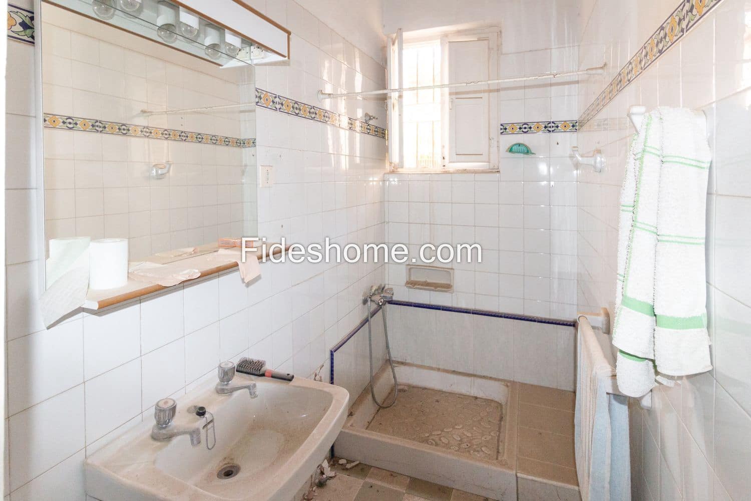 8 soverom Finca/Herregård til salgs i Durcal - € 180 000 (Ref: 7654474)