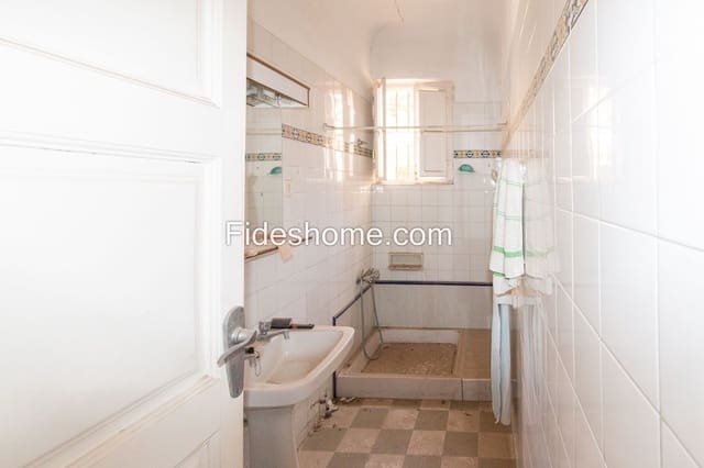 Finca/Casa Rural de 8 habitaciones en Dúrcal en venta con garaje - 180.000 € (Ref: 7654474)