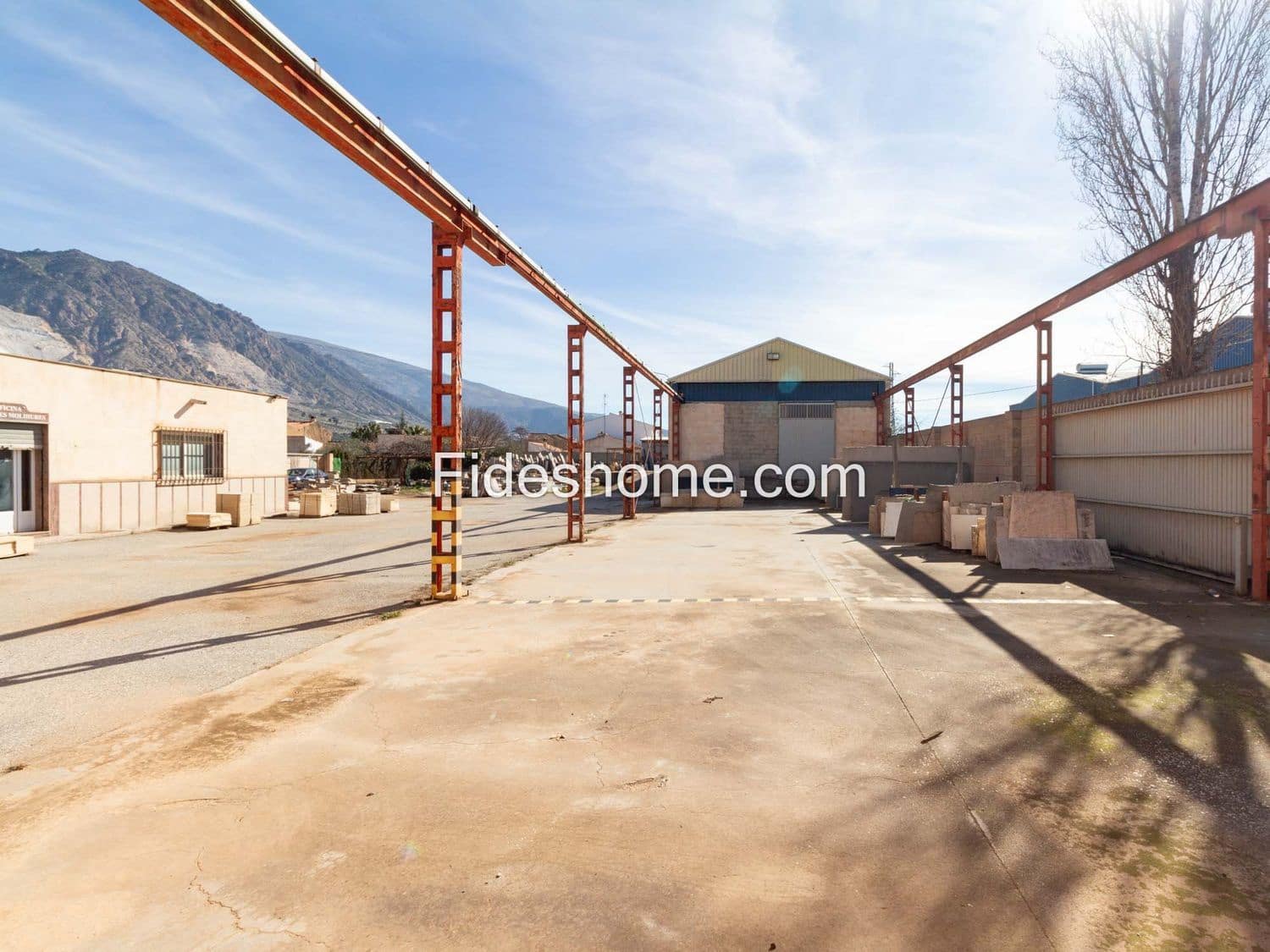 Kommersiell till salu i Durcal - 320 000 € (Ref: 8056718)