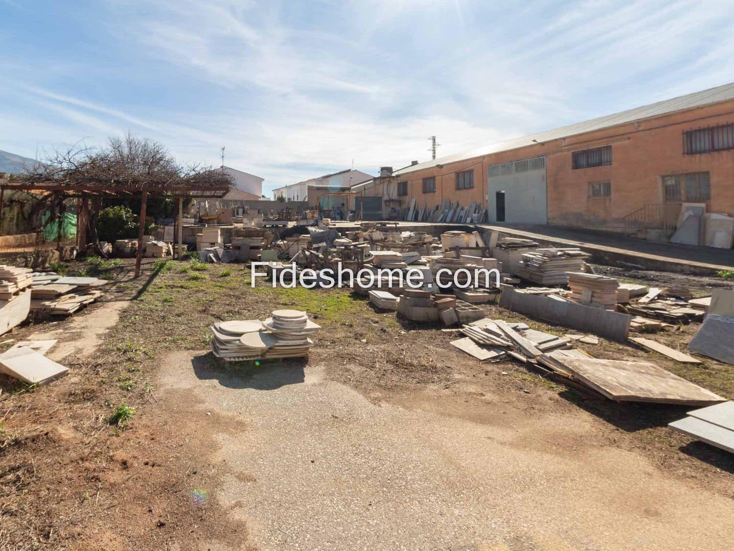 Kommersiell till salu i Durcal - 320 000 € (Ref: 8056718)