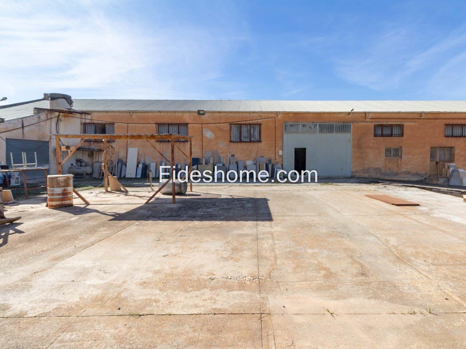 Kommersiell till salu i Durcal - 320 000 € (Ref: 8056718)