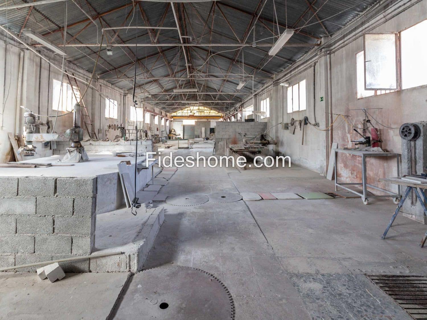 Kommersiell till salu i Durcal - 320 000 € (Ref: 8056718)