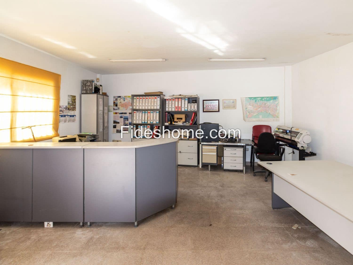 Kommersiell till salu i Durcal - 320 000 € (Ref: 8056718)