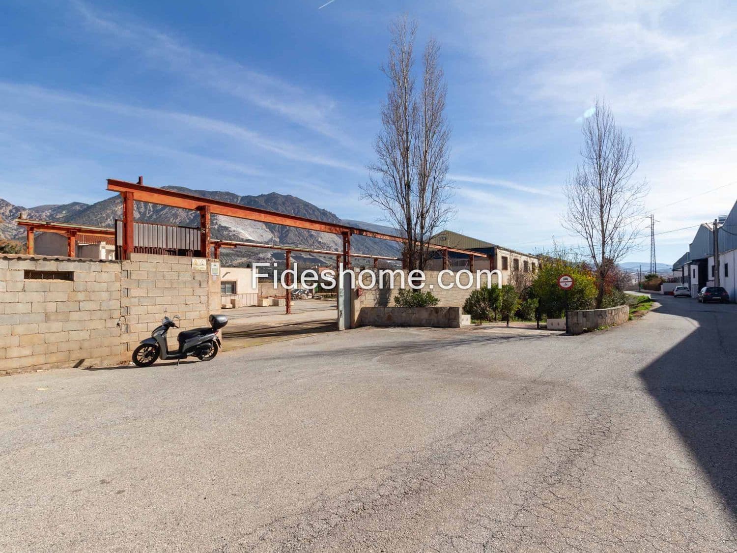Commercieel te koop in Durcal - € 320.000 (Ref: 8056718)