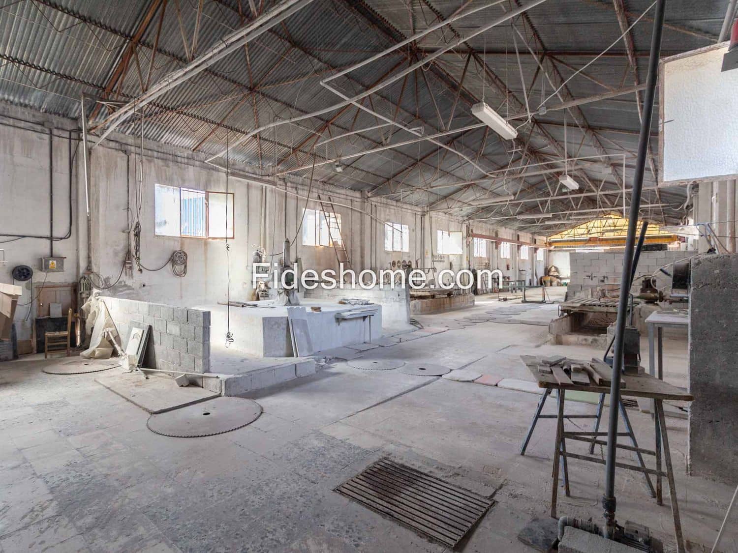Commercieel te koop in Durcal - € 320.000 (Ref: 8056718)