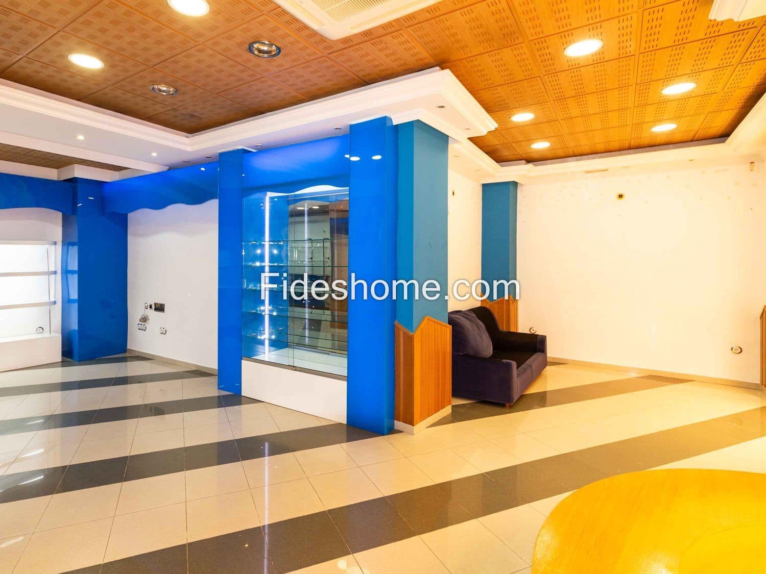 Erhverv til salg i Durcal - € 260.000 (Ref: 8396735)