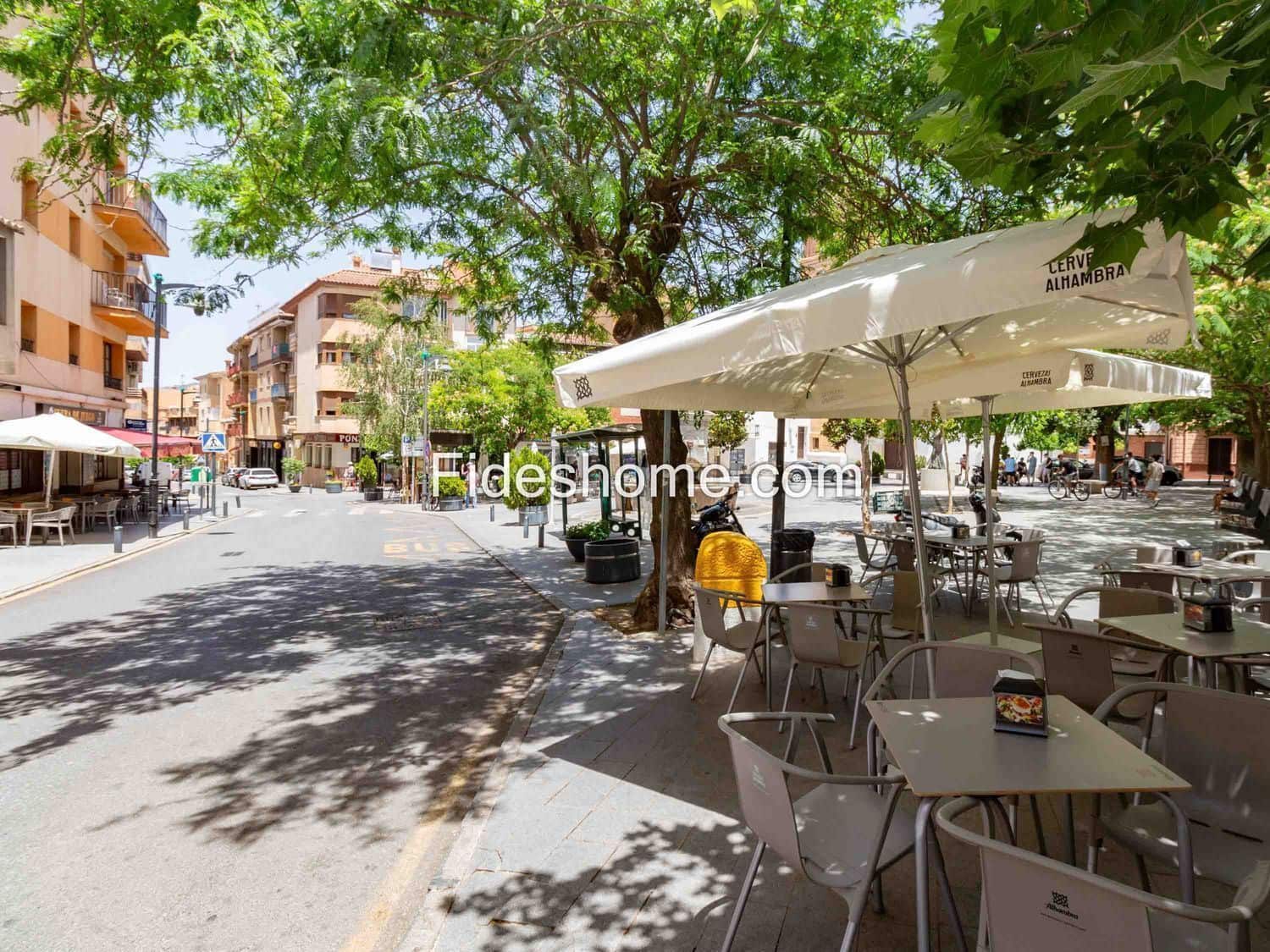 Commercial for sale in Durcal - € 245,000 (Ref: 8396735)