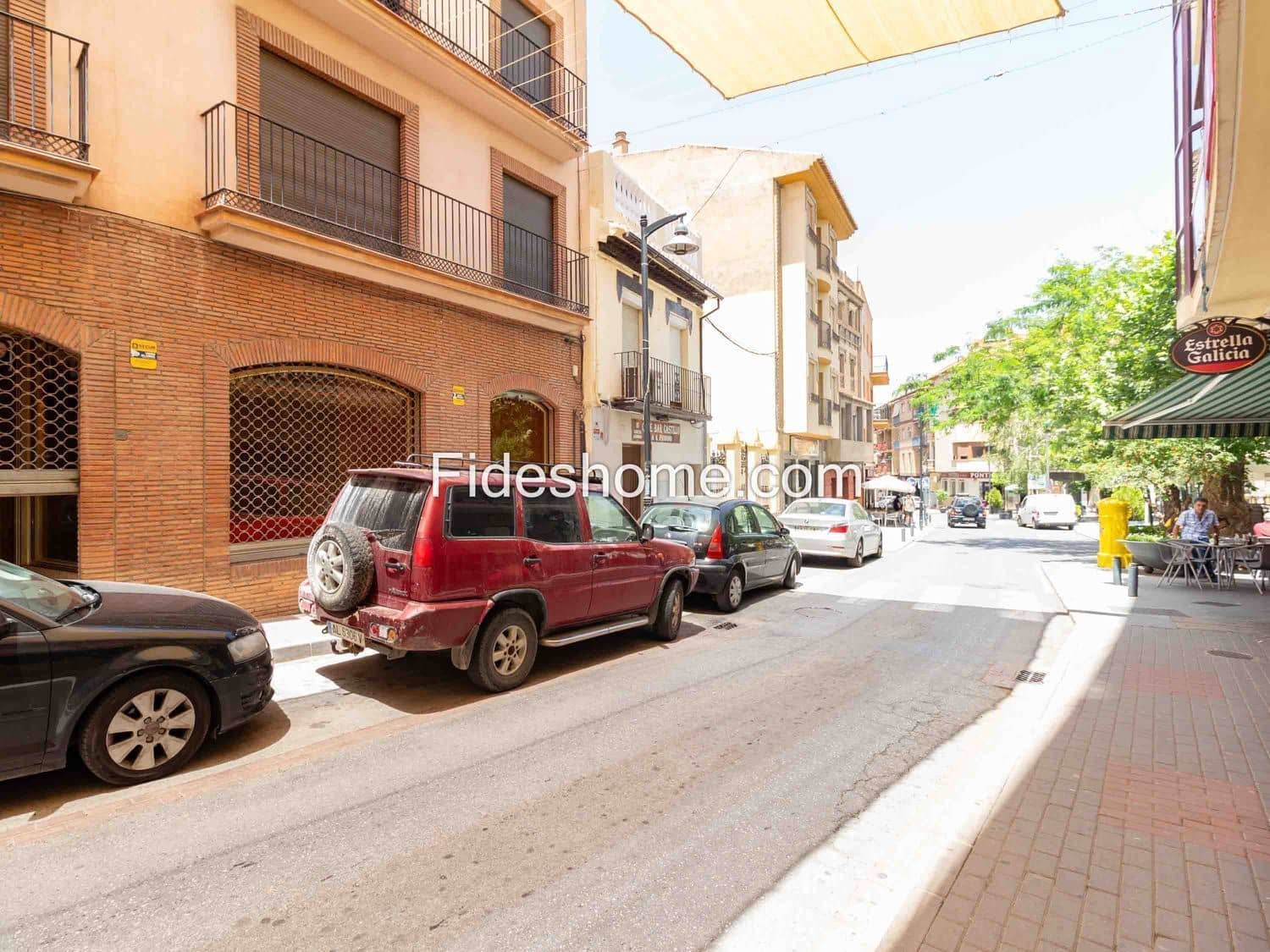 Commercial for sale in Durcal - € 245,000 (Ref: 8396735)