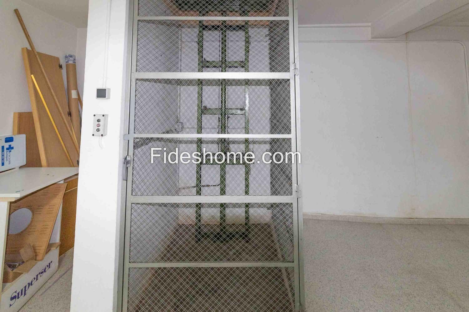 Commercial for sale in Durcal - € 245,000 (Ref: 8396735)