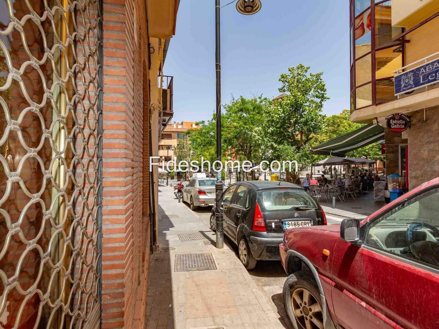 Commercial for sale in Durcal - € 245,000 (Ref: 8396735)