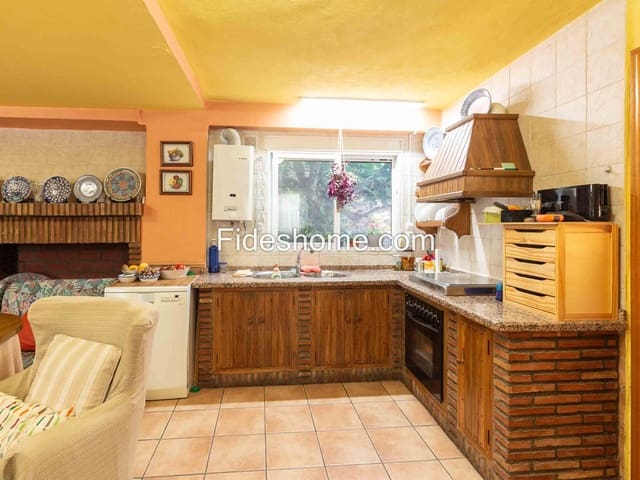 7 soveværelse Finca/Landehus til salg i Nigüelas med garage - € 189.000 (Ref: 8435141)