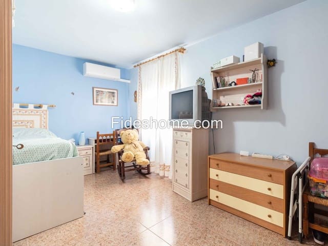 7 soveværelse Finca/Landehus til salg i Nigüelas med garage - € 189.000 (Ref: 8435141)