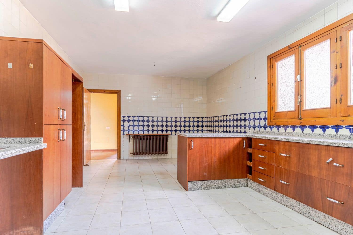 5 soveværelse Villa til salg i Albolote med swimmingpool garage - € 595.000 (Ref: 8561054)