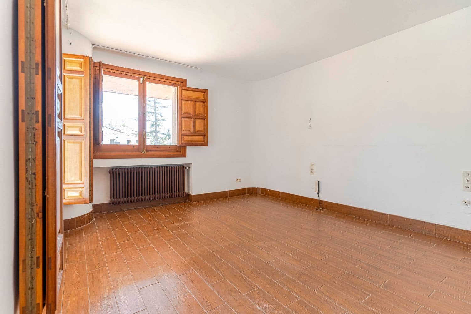 5 soveværelse Villa til salg i Albolote med swimmingpool garage - € 595.000 (Ref: 8561054)