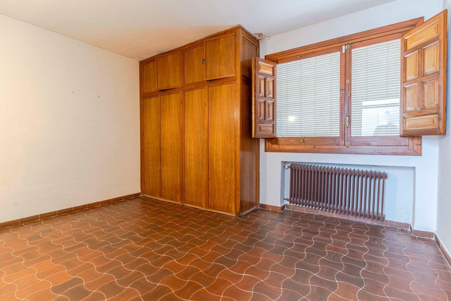 5 soveværelse Villa til salg i Albolote med swimmingpool garage - € 595.000 (Ref: 8561054)