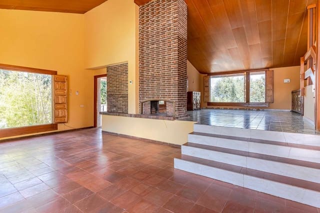 5 soveværelse Villa til salg i Albolote med swimmingpool garage - € 595.000 (Ref: 8561054)