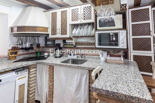 2 slaapkamer Huis te huur in Guajar Faraguit, Los Guajares met garage - € 500 (Ref: 8669950)