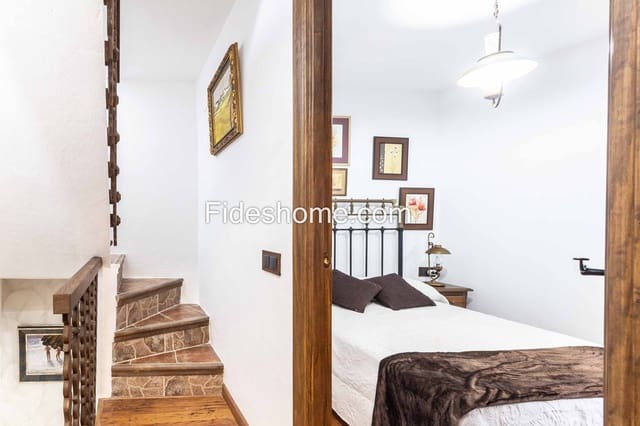 2 slaapkamer Huis te huur in Guajar Faraguit, Los Guajares met garage - € 500 (Ref: 8669950)