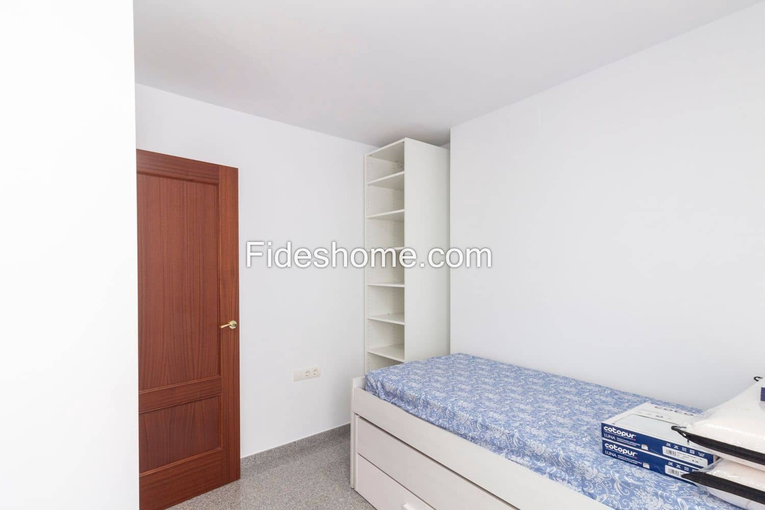 2 bedroom Apartment for rent in Durcal with garage - € 550 (Ref: 8901772)