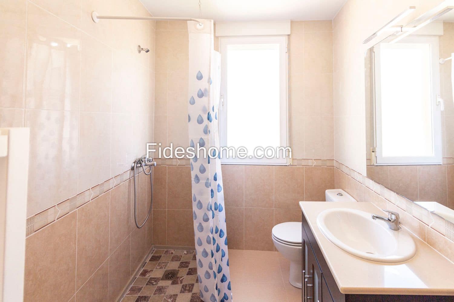 2 bedroom Apartment for rent in Durcal with garage - € 550 (Ref: 8901772)