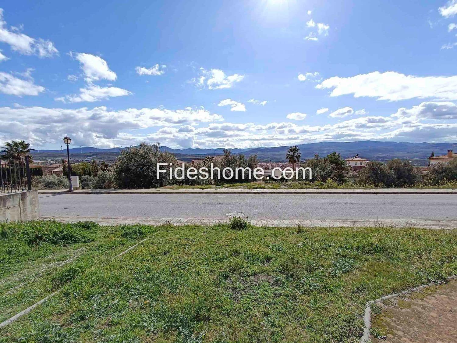 Grunde uden byggetilladelser til salg i Durcal - € 68.000 (Ref: 8901773)