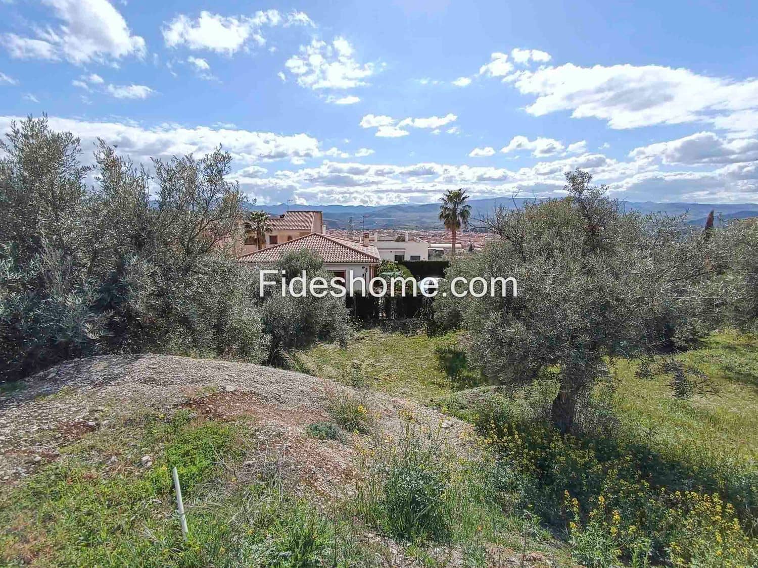 Grunde uden byggetilladelser til salg i Durcal - € 68.000 (Ref: 8901773)