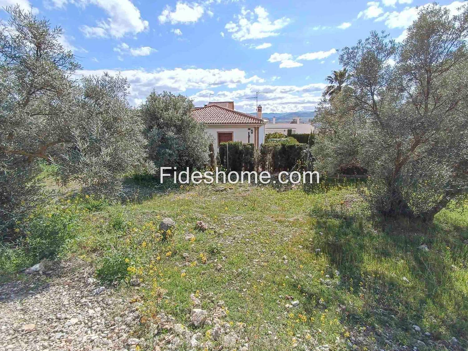 Grunde uden byggetilladelser til salg i Durcal - € 68.000 (Ref: 8901773)