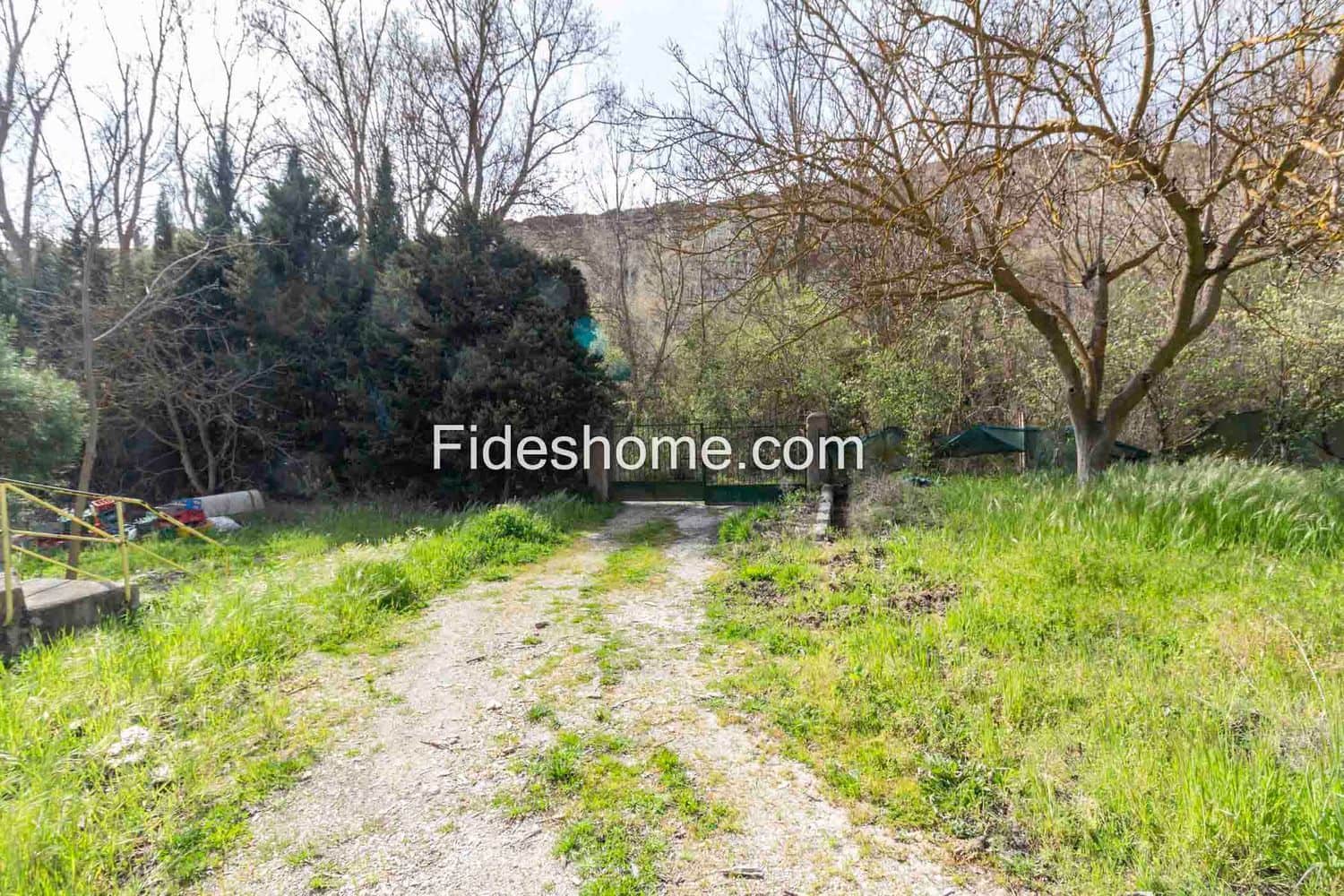 3 soveværelse Finca/Landehus til salg i Durcal med swimmingpool garage - € 187.000 (Ref: 8930258)