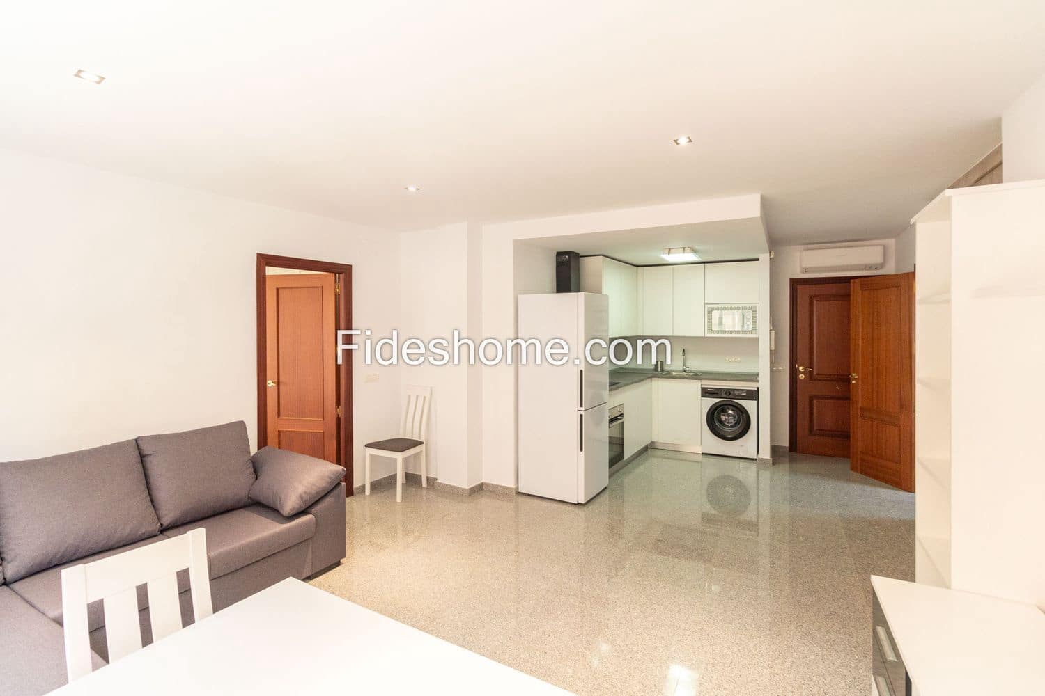 Apartamento de 1 habitación en Dúrcal en alquiler con garaje - 500 € (Ref: 8934662)