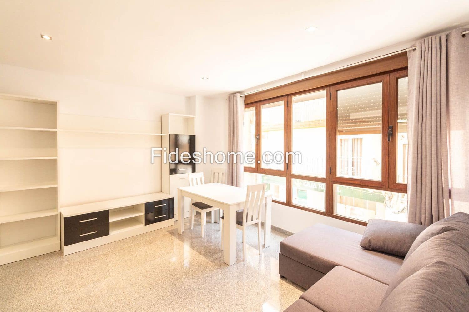 Apartamento de 1 habitación en Dúrcal en alquiler con garaje - 500 € (Ref: 8934662)