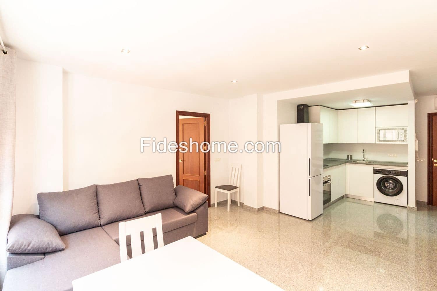 Apartamento de 1 habitación en Dúrcal en alquiler con garaje - 500 € (Ref: 8934662)