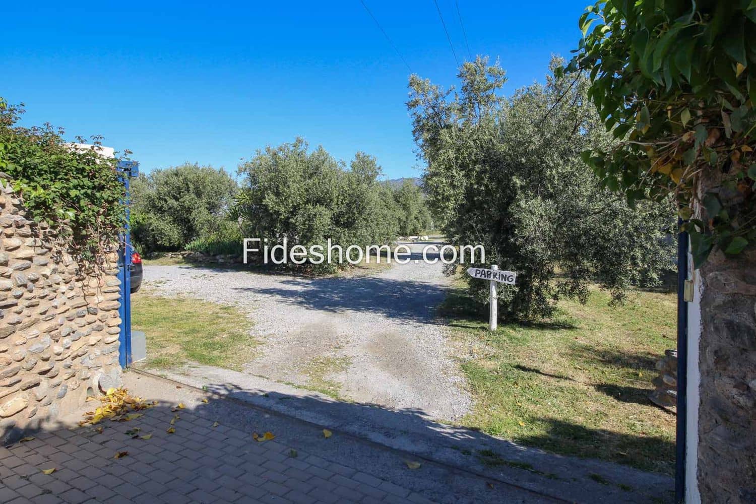 3 soveværelse Finca/Landehus til salg i Niguelas med garage - € 450.000 (Ref: 9002647)