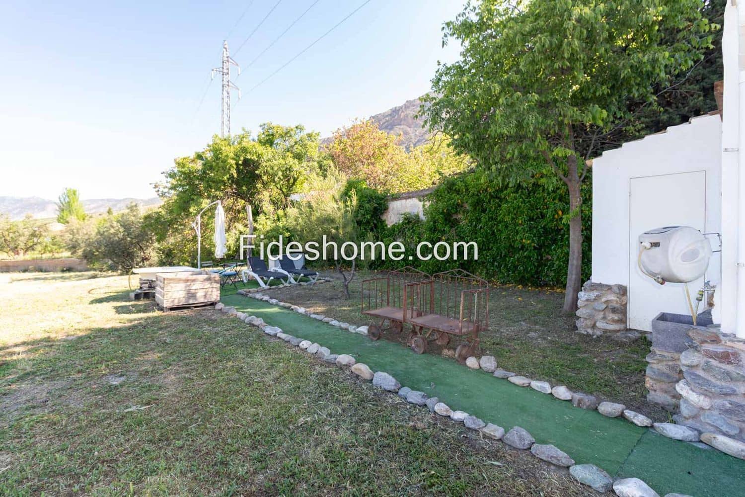 3 soveværelse Finca/Landehus til salg i Niguelas med garage - € 450.000 (Ref: 9002647)