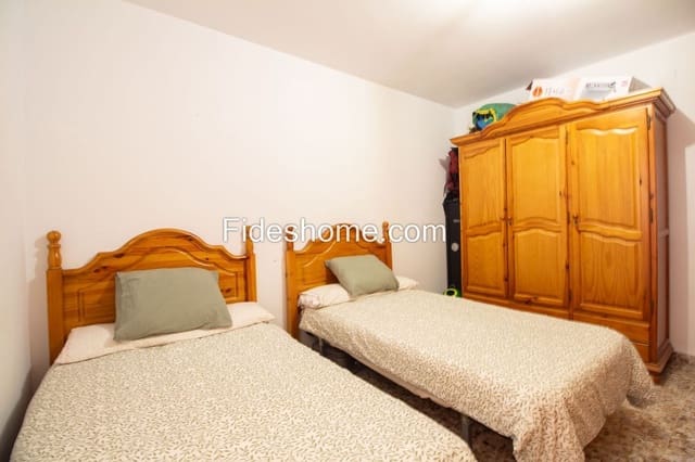 3 bedroom Apartment for sale in Albuñol with garage - € 99,000 (Ref: 9036397)