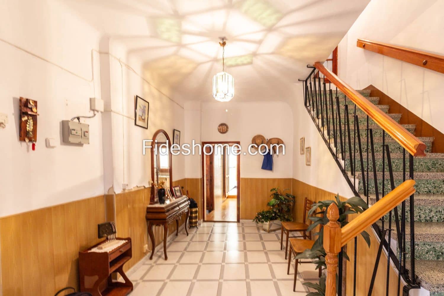 5 bedroom Finca/Country House for sale in Durcal with garage - € 159,000 (Ref: 9074661)