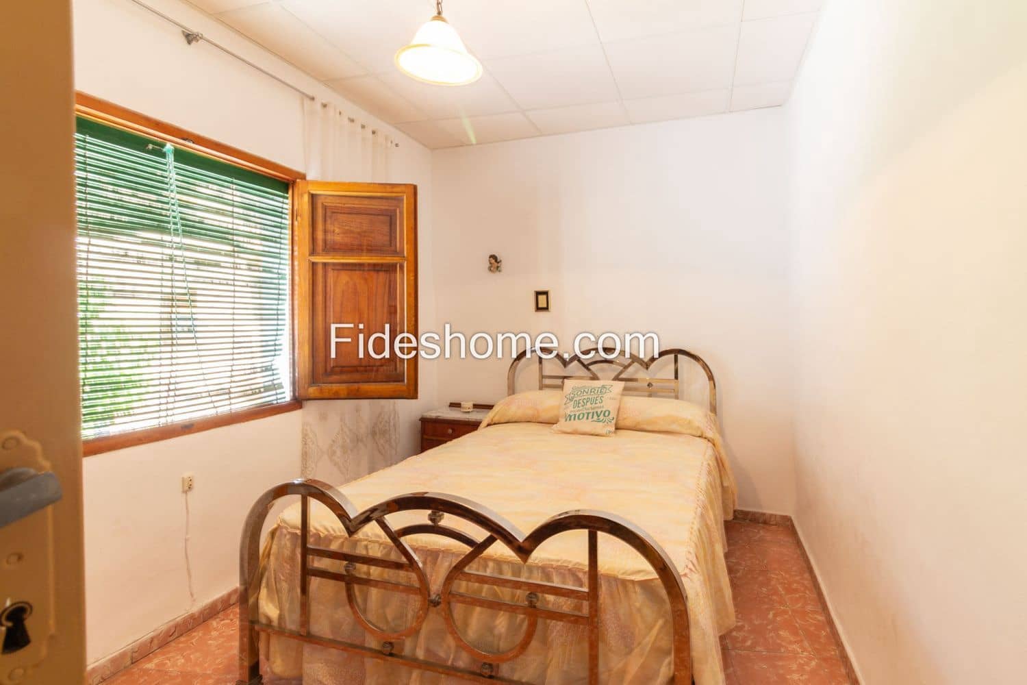 5 bedroom Finca/Country House for sale in Durcal with garage - € 159,000 (Ref: 9074661)