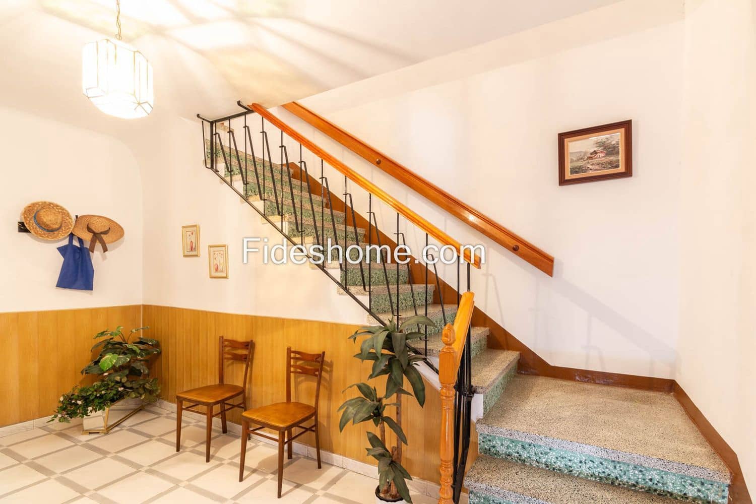 5 bedroom Finca/Country House for sale in Durcal with garage - € 159,000 (Ref: 9074661)