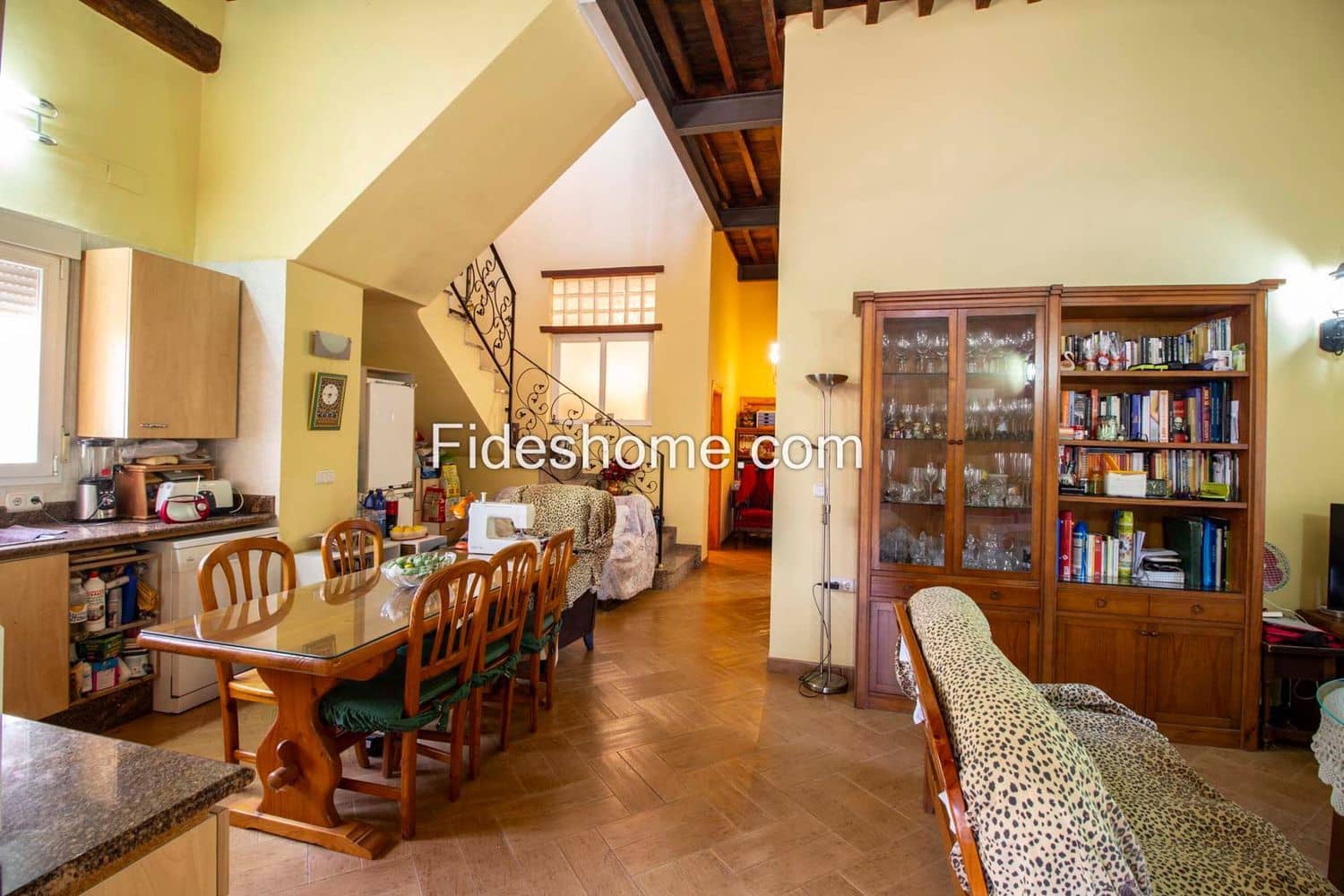 5 soveværelse Finca/Landehus til salg i El Pinar - € 250.000 (Ref: 9118421)