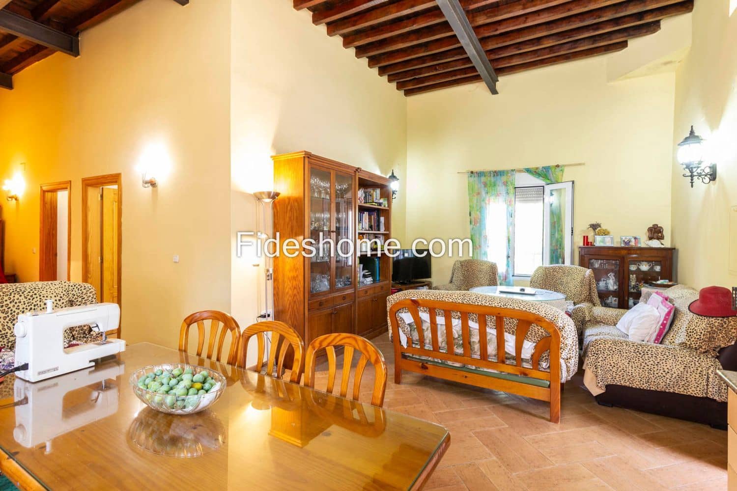 5 soveværelse Finca/Landehus til salg i El Pinar - € 250.000 (Ref: 9118421)