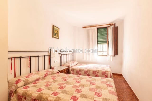 4 soveværelse Byhus til salg i Dúrcal med garage - € 129.000 (Ref: 9124536)