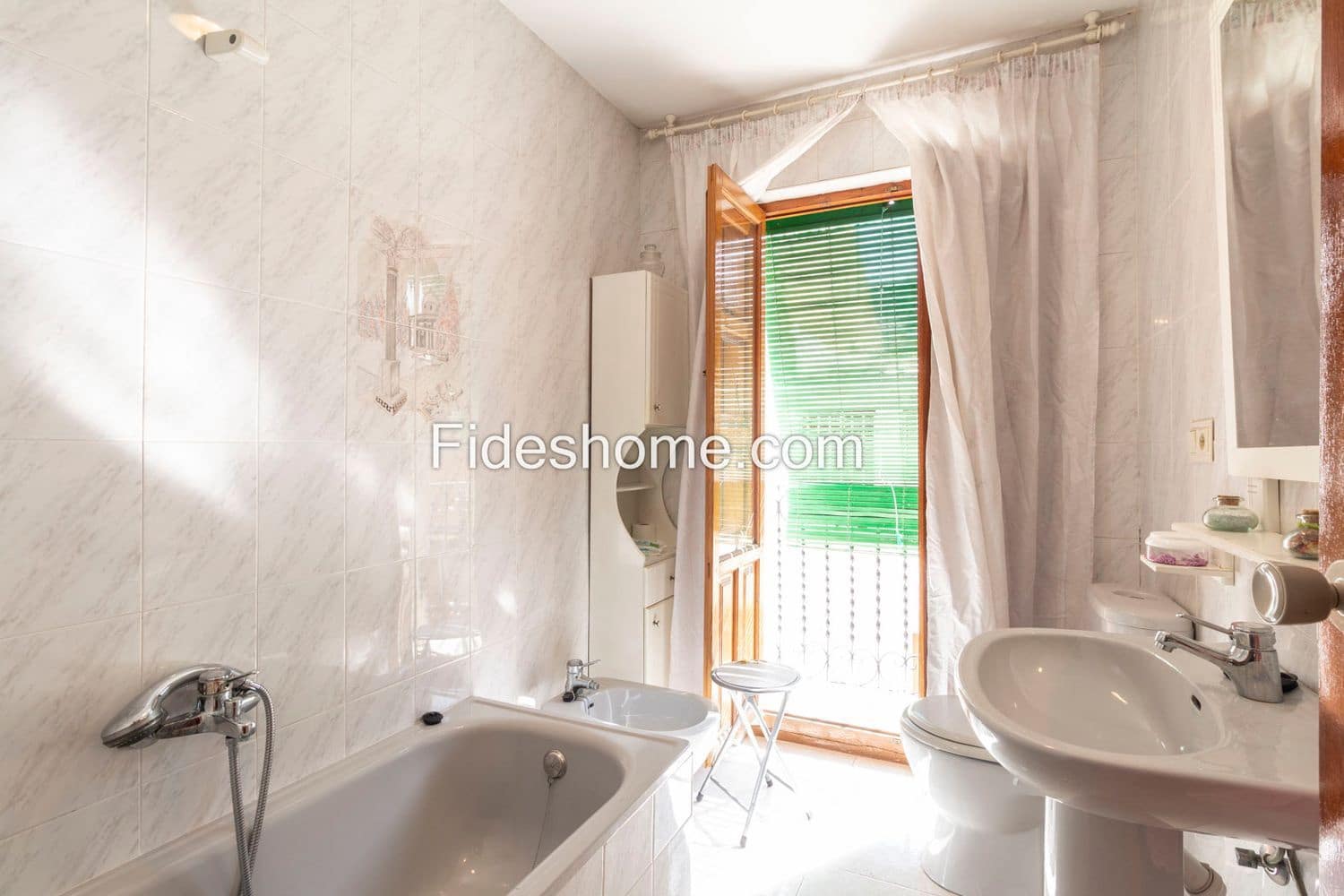 4 soveværelse Byhus til salg i Durcal med garage - € 129.000 (Ref: 9124536)