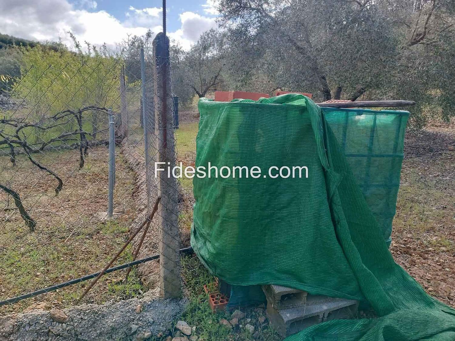 Grunde uden byggetilladelser til salg i Albunuelas - € 199.000 (Ref: 9124537)