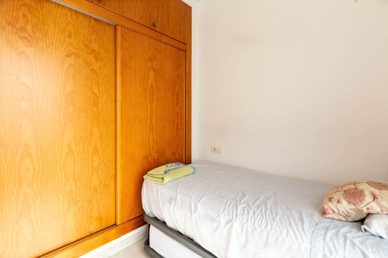 2 soveværelse Lejlighed til leje i Castell de Ferro med garage - € 800 (Ref: 9202109)