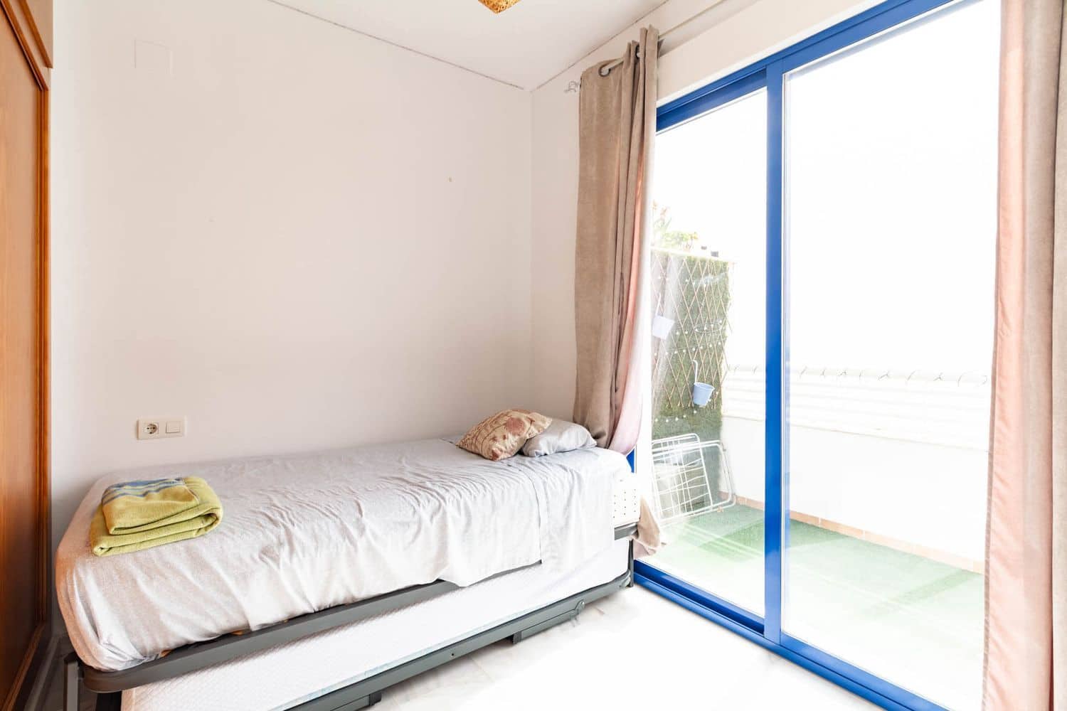 2 soveværelse Lejlighed til leje i Castell de Ferro med garage - € 800 (Ref: 9202109)