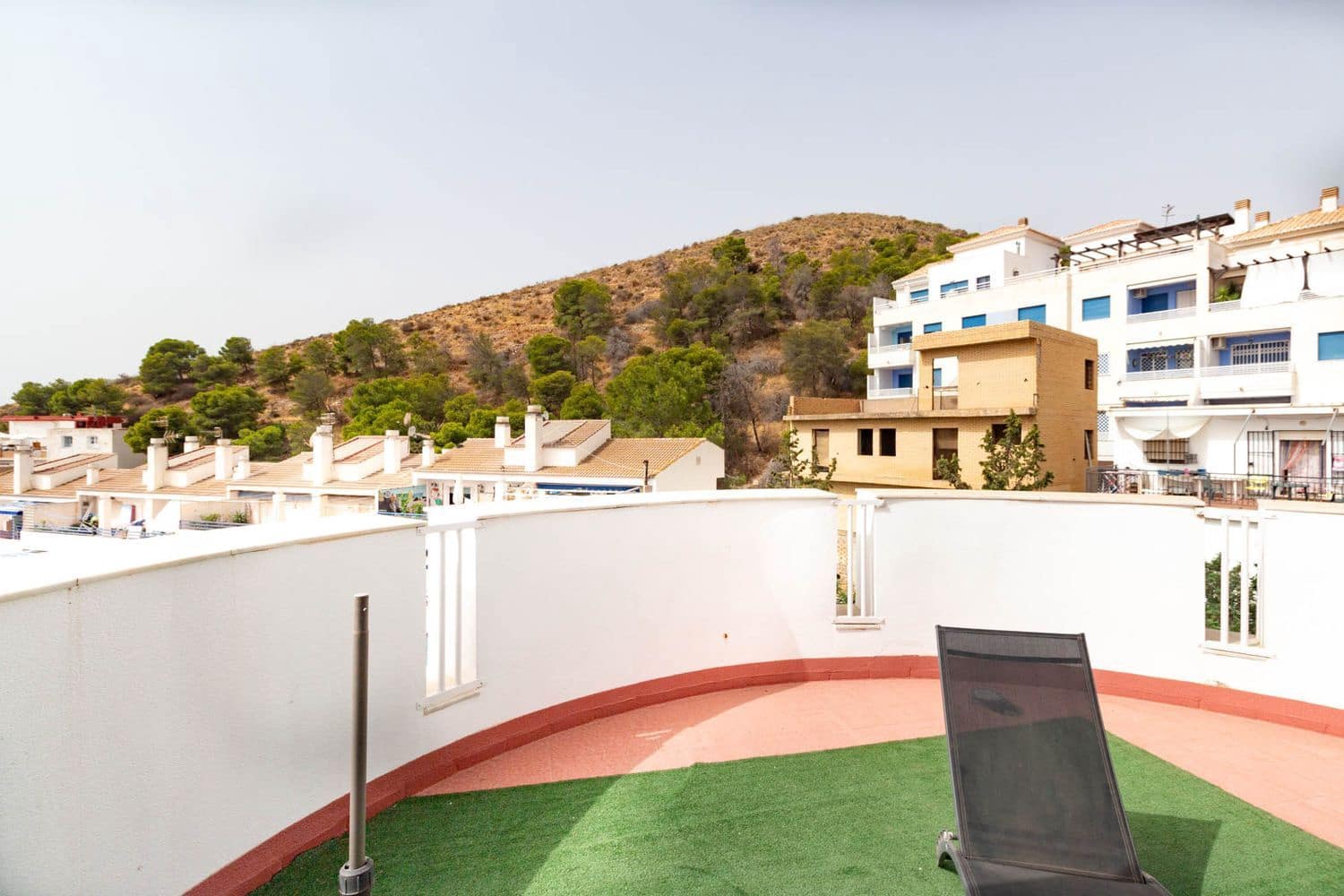 2 soveværelse Lejlighed til leje i Castell de Ferro med garage - € 800 (Ref: 9202109)