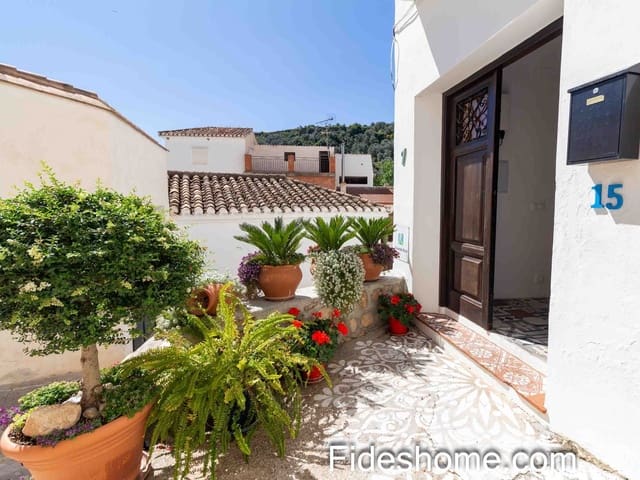 4 soveværelse Byhus til salg i Saleres, El Valle med swimmingpool garage - € 415.000 (Ref: 9204159)