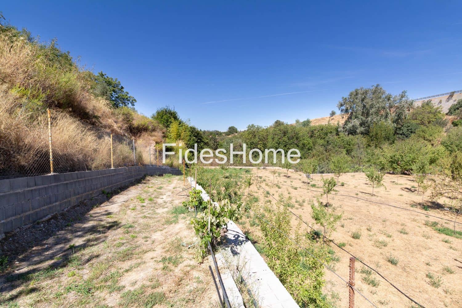 Ubebygd land til salgs i Durcal - € 30 000 (Ref: 9208083)