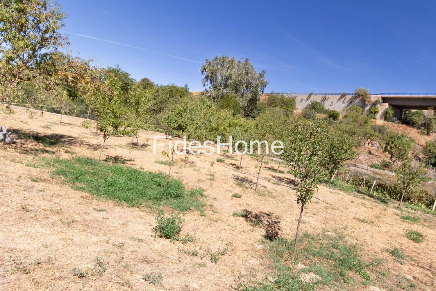 Ubebygd land til salgs i Durcal - € 30 000 (Ref: 9208083)