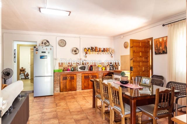 4 soveværelse Finca/Landehus til salg i Dúrcal med swimmingpool garage - € 220.000 (Ref: 9217043)